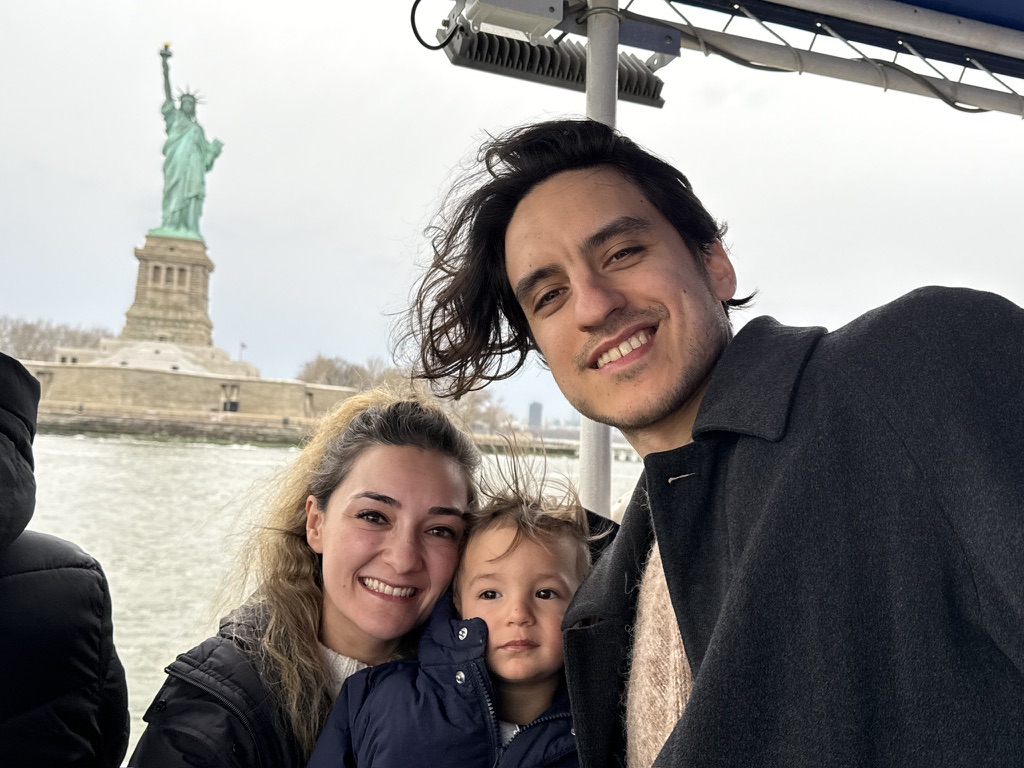 New York — Statue of Liberty & Ellis Island